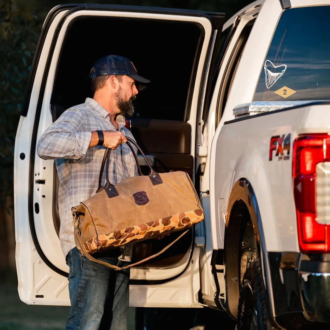 Classic Sporting Duffle Autumn Camo