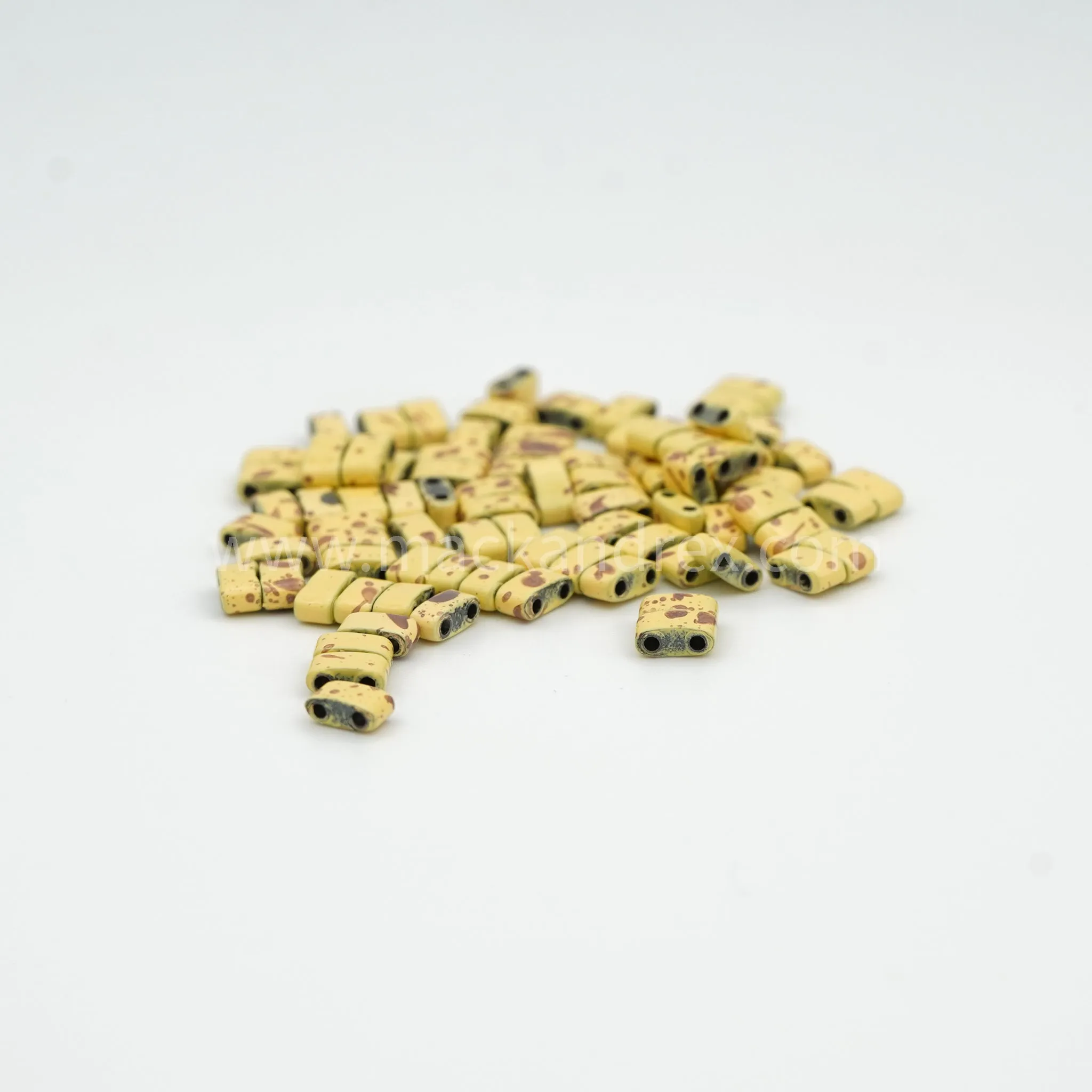 DIRTY YELLOW - Half Tile Bead | HTL6038