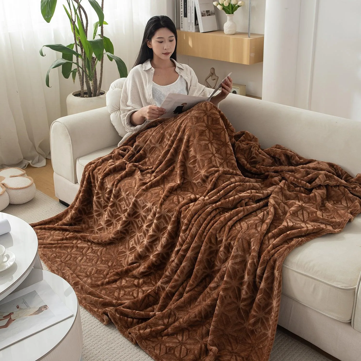 HOKIPO AC Blanket Double Bed Queen, 200x230 cm / 6.5x7.5 feet, Brown