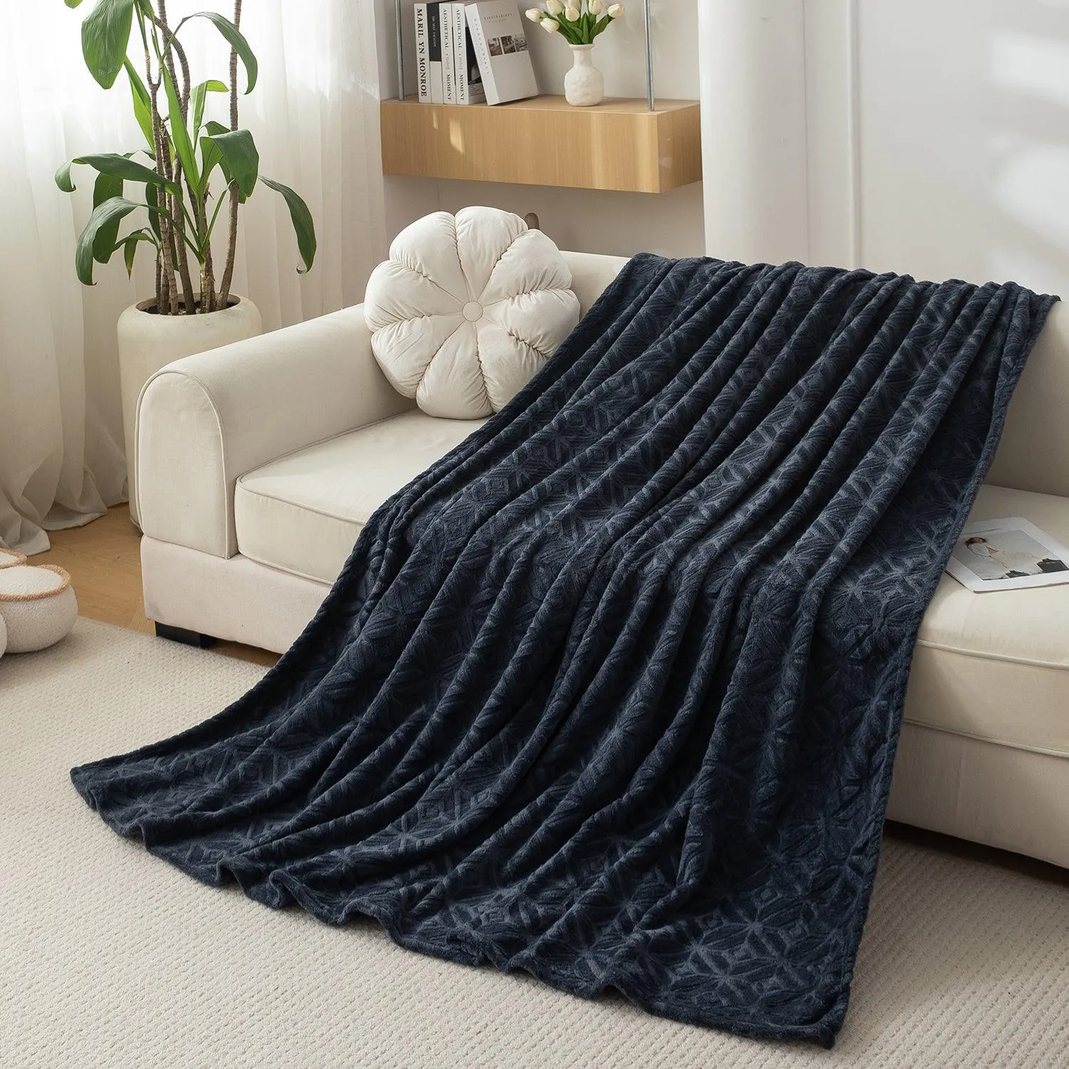 HOKIPO AC Blanket Double Bed Queen, 200x230 cm / 6.5x7.5 feet, Dark Grey