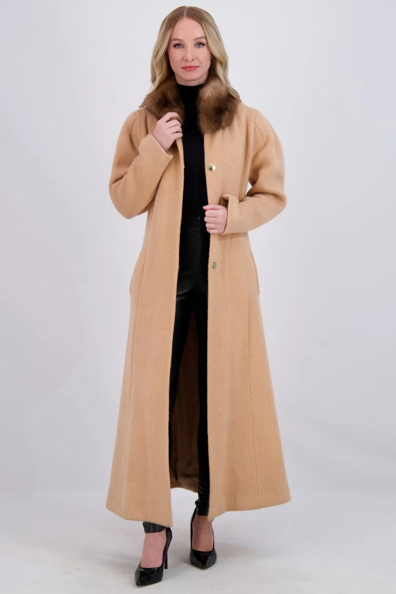 WOOL COAT WITH SABLE COLLAR